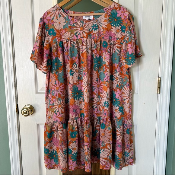 BB Dakota by Steve Madden Dresses & Skirts - BB Dakota by Steve Madden In Retrospect Floral Shift Dress | Size XL
